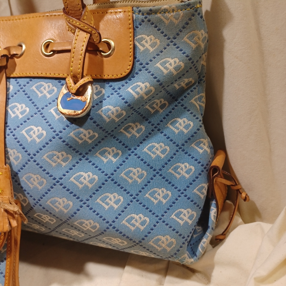 Dooney And Bourke Vintsge Set - image 3